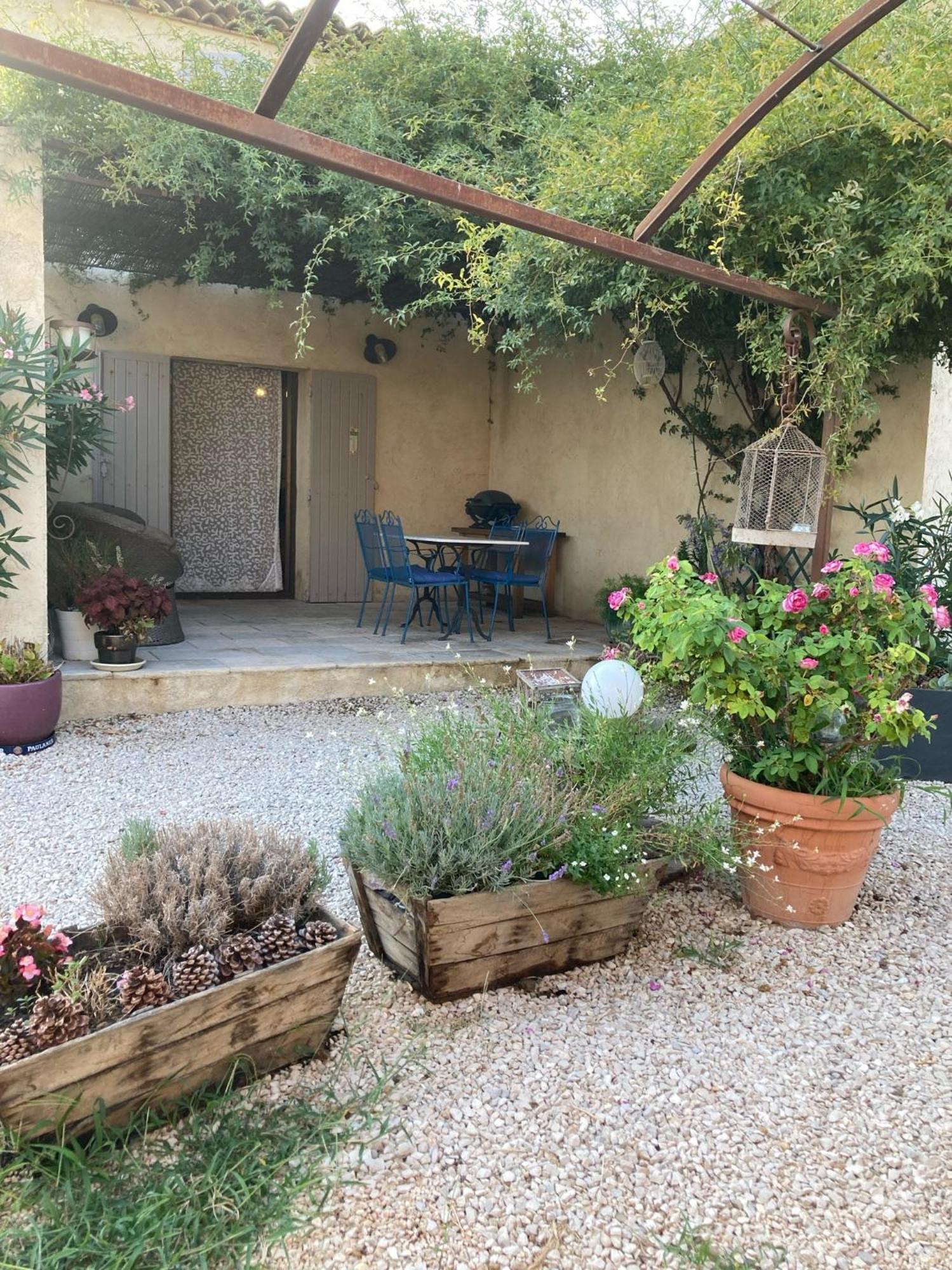 La Petite Garrigue Holiday home Merindol